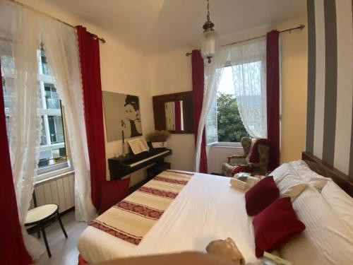 A4 — 4-Star Luxury Hotel in Savona, Italy