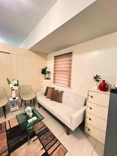 SM Jazz Residence Tower B — 4-Star Luxury Hotel in Manila, Philippines