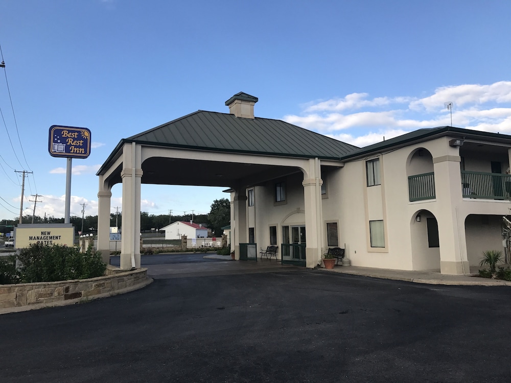 Quality Inn Three Rivers - photo 37