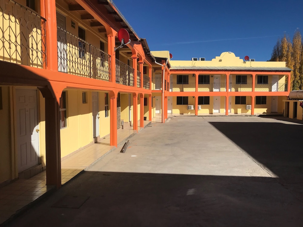 Hotel Los Pinos in Bocoyna, Mexico