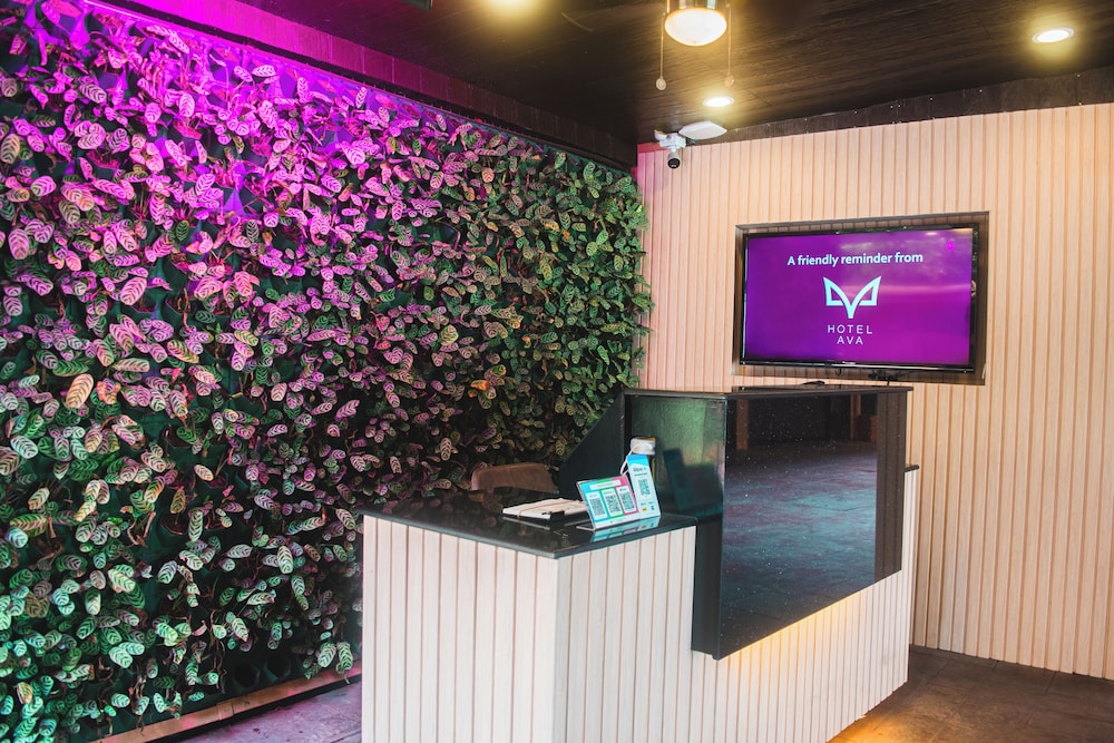 Victoria Court Malate Motorist Lodge