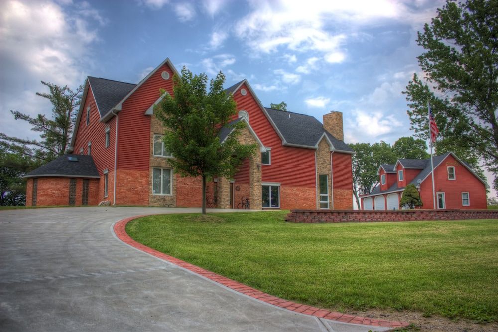 Up Up and Away Lodging — hotel in Hermann