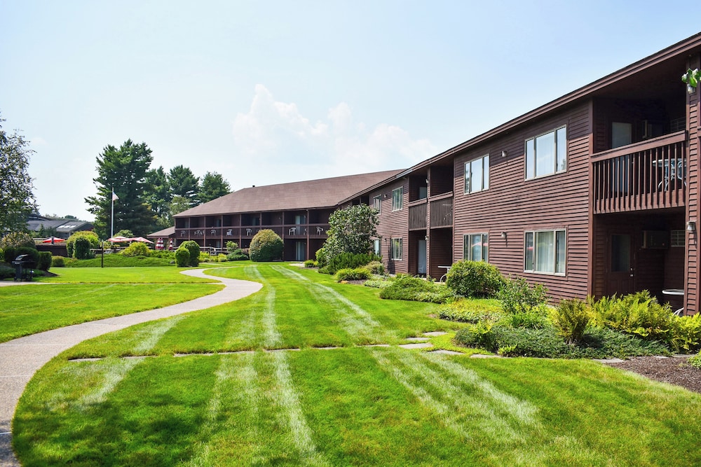 Fireside Inn & Suites Gilford - photo 72