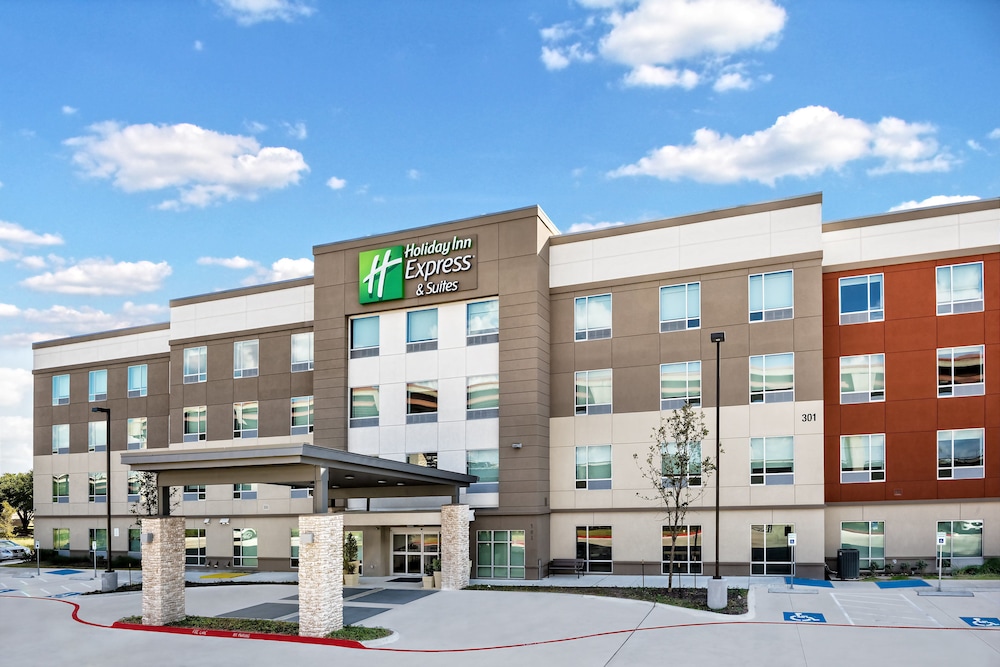 Holiday Inn Express & Suites Austin Round Rock Area by IHG - featured photo