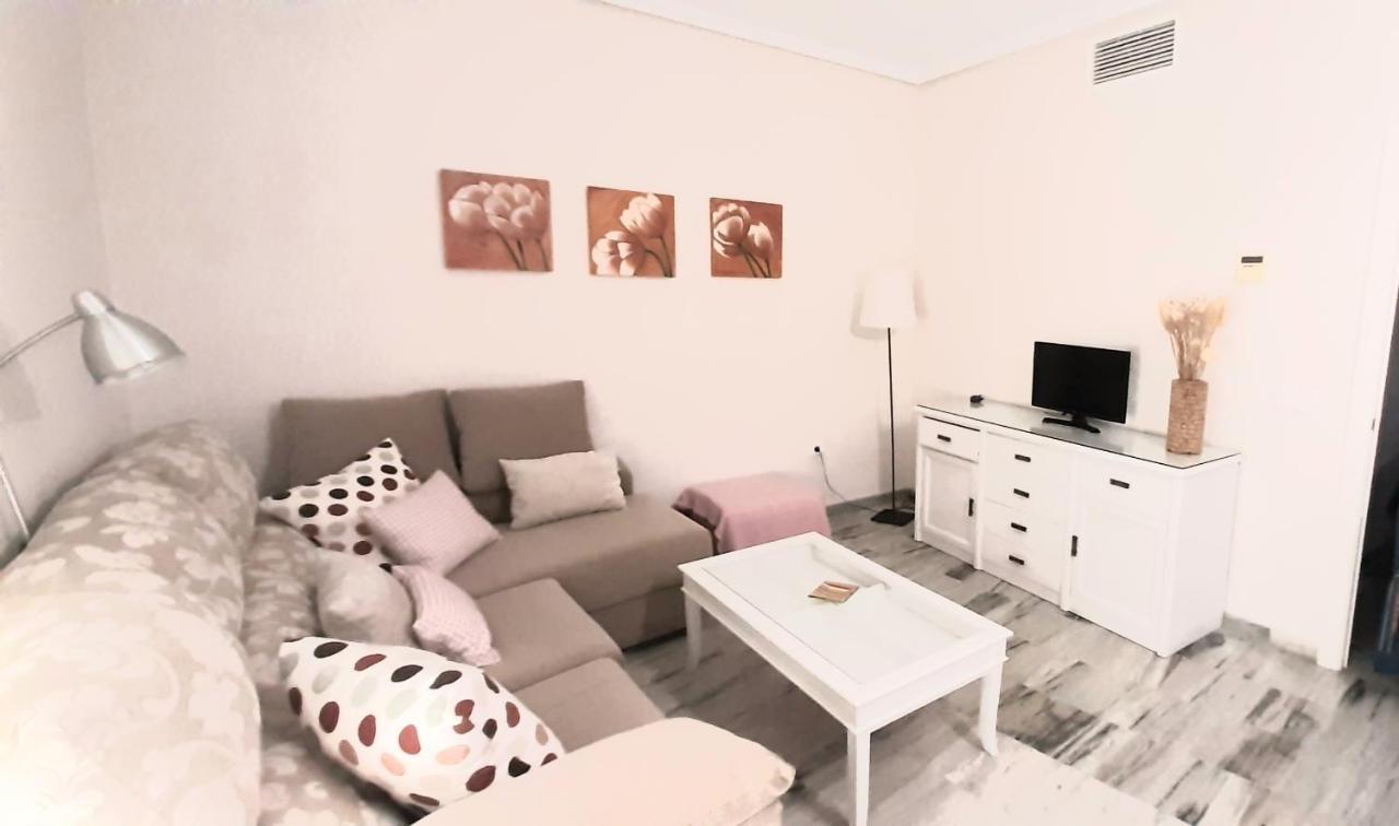 Apartamento Realengo Sevilla — 4-Star Luxury Hotel in Sevilla, Spain