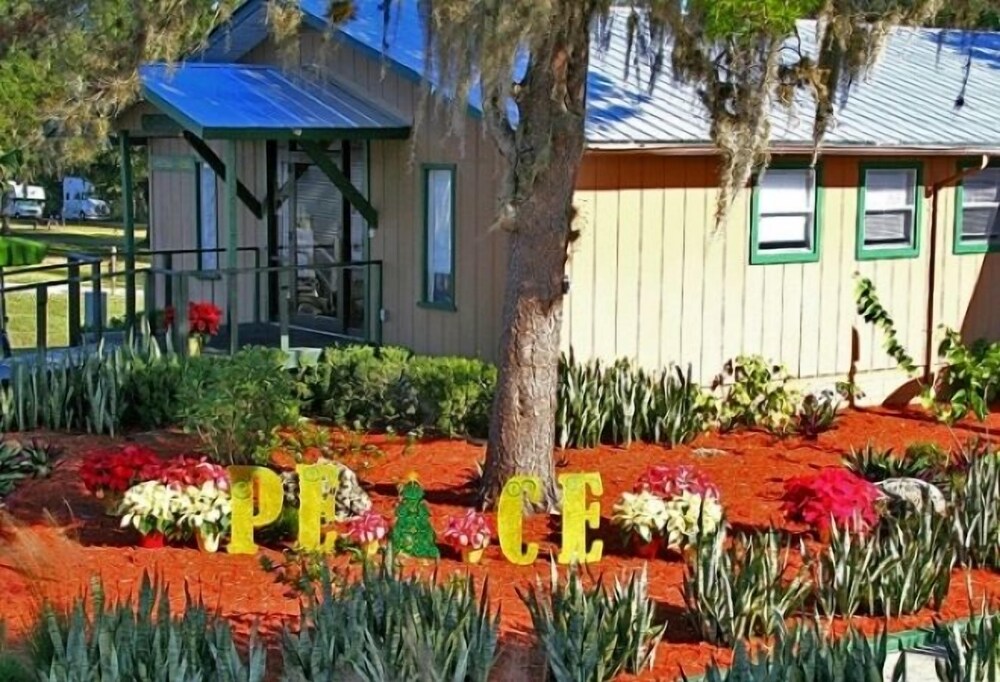 Peace River RV & Camping Resort pet-friendly hotel Wauchula