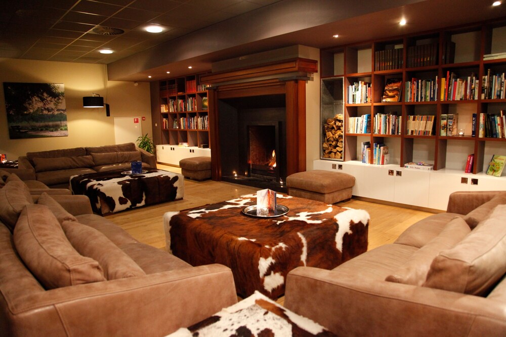 Huis Ten Wolde — 4-Star Luxury Hotel in Steenwijk, Netherlands