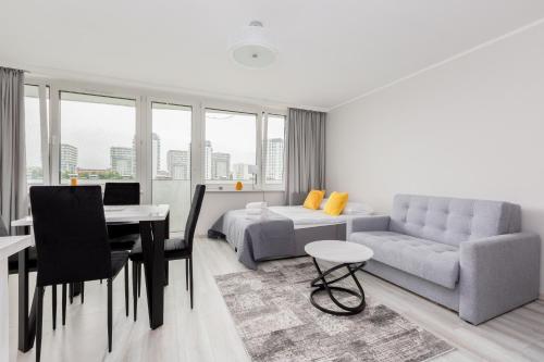 Przymorze Comfy Studio by BookingHost — 4-Star Luxury Hotel in Gdansk, Poland