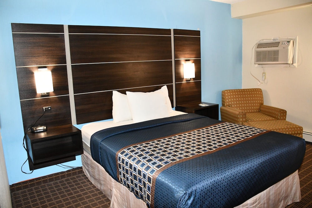 Stillwater Inn & Suites - photo 8