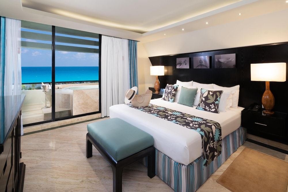 The Pyramid Cancun By Oasis All Inclusive