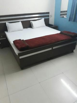 Arti Palace - last minute hotel in New Delhi