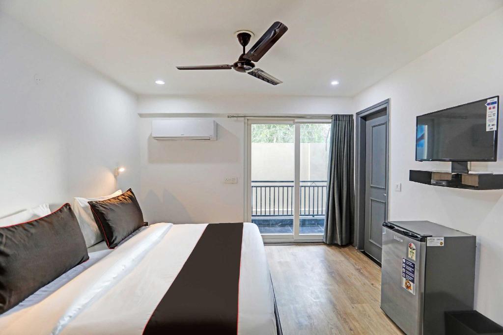 Moody moon blue - last minute hotel in Gurgaon