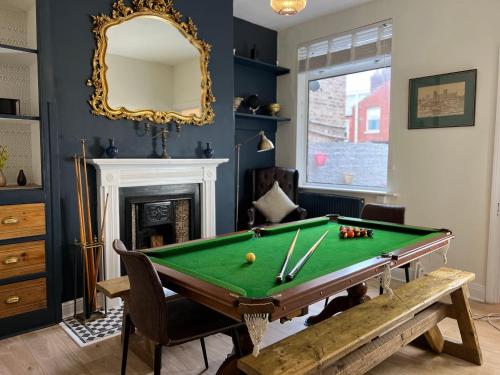 The Poppy Inn — 4-Star Luxury Hotel in York, United Kingdom