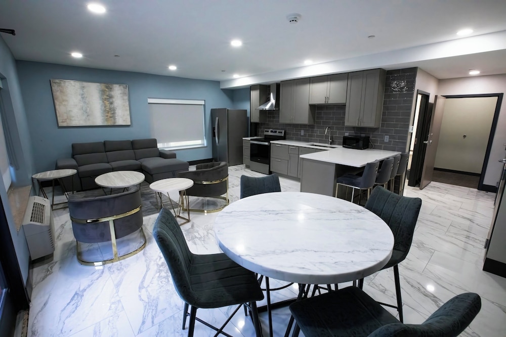 Holiday Inn Kansas City Downtown - photo 24