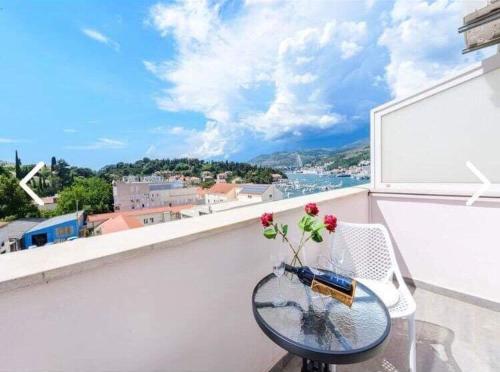 Marina View apartments