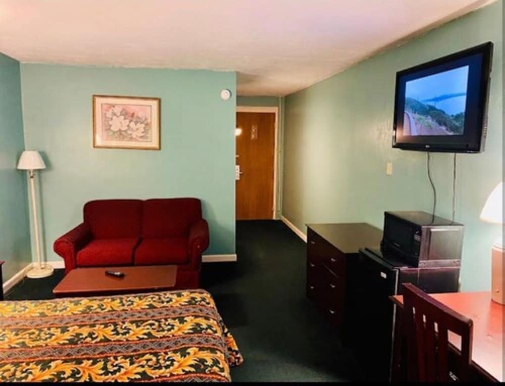 Economy Inn of Greenville NC - photo 4