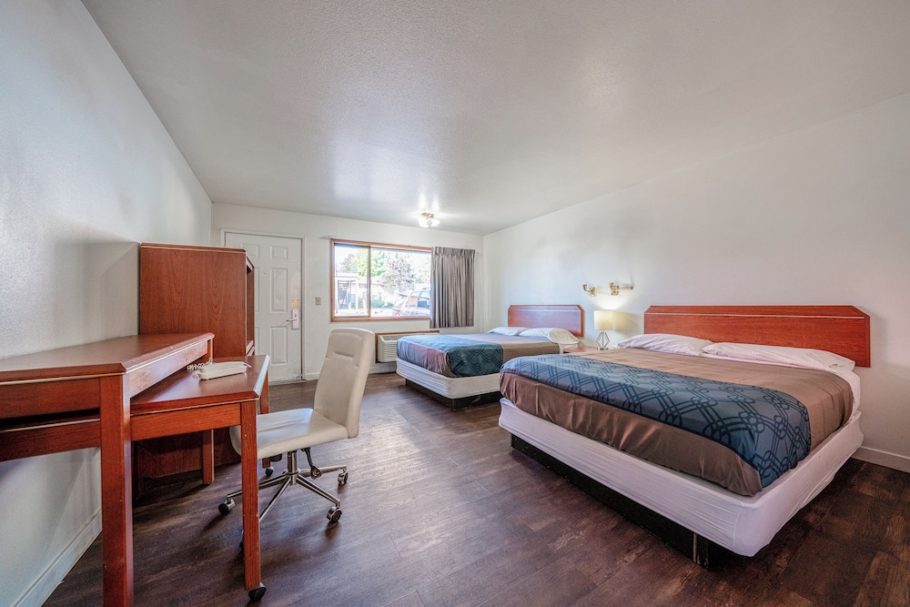 Rama Inn Motel and RV Park - photo 23