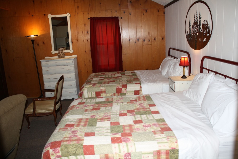 The Historic Wapiti Lodge - photo 18