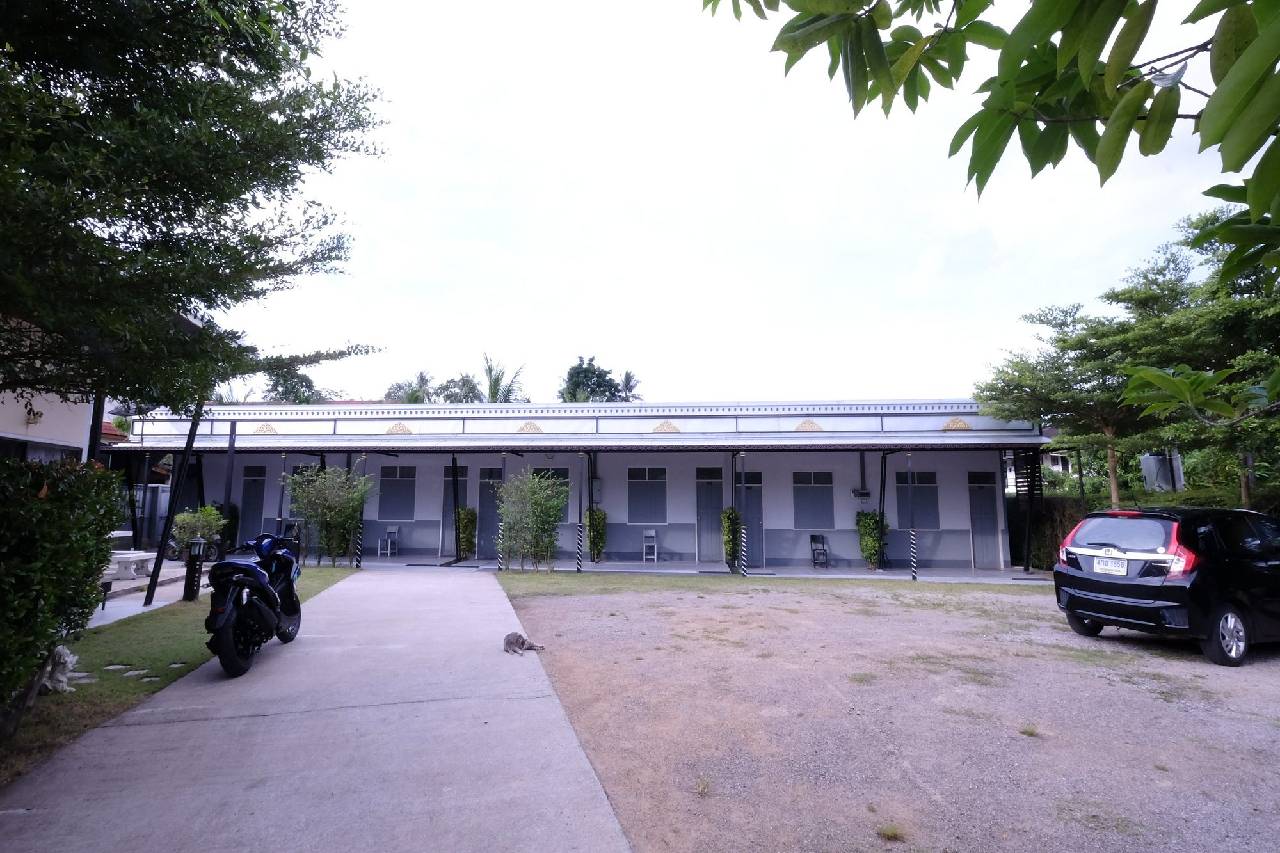 Walaiya Palace - carbon neutral hotel in Krabi