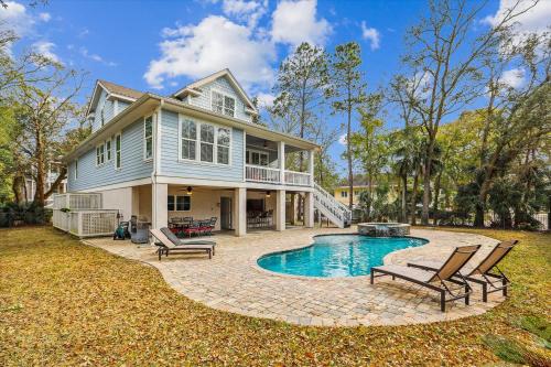 13 Moonshell Rd Near Ocean Huge Pool Fully Fenced Backyard Free Activities in Hilton Head Island, United States