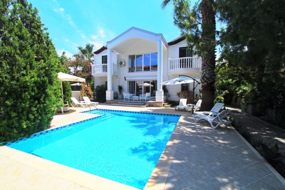 Villa Center — 5-Star Luxury Hotel in Fethiye, Turkey