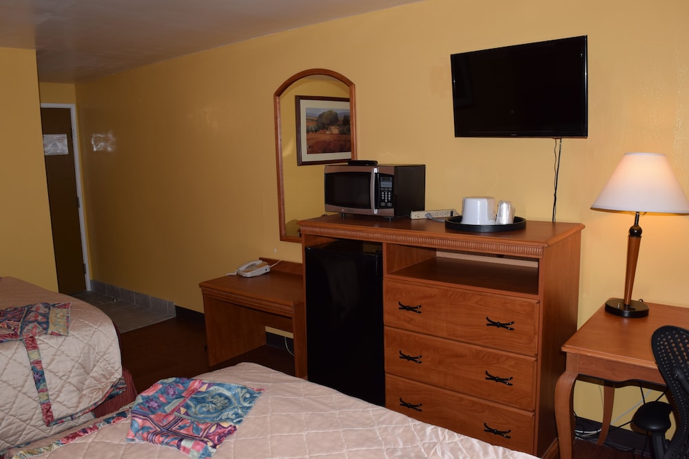 Americas Best Value Inn Jefferson City - photo 26