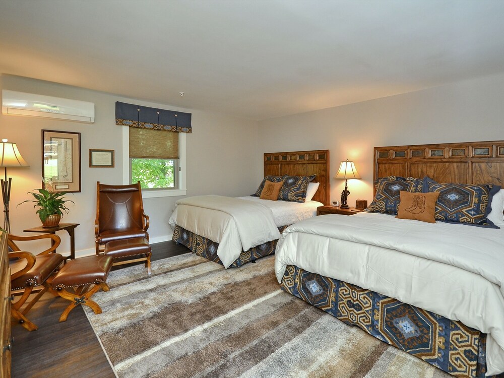 Laurel Ridge Country Club - photo 3