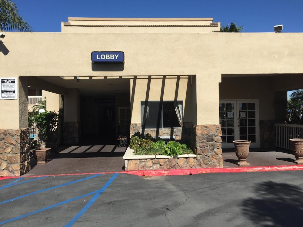 Chula Vista Inn - photo 57