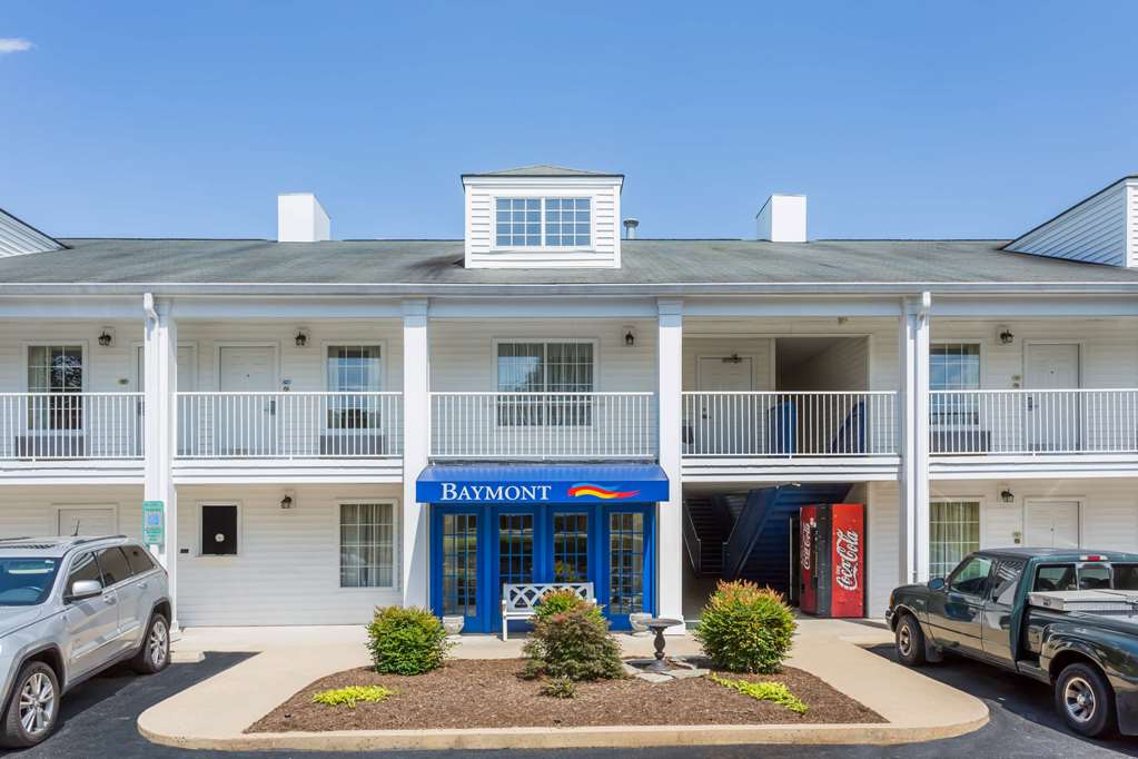 Baymont by Wyndham Eden in Eden, United States