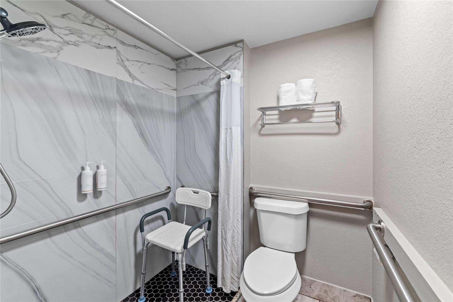 Super 8 by Wyndham Fredericksburg - photo 19