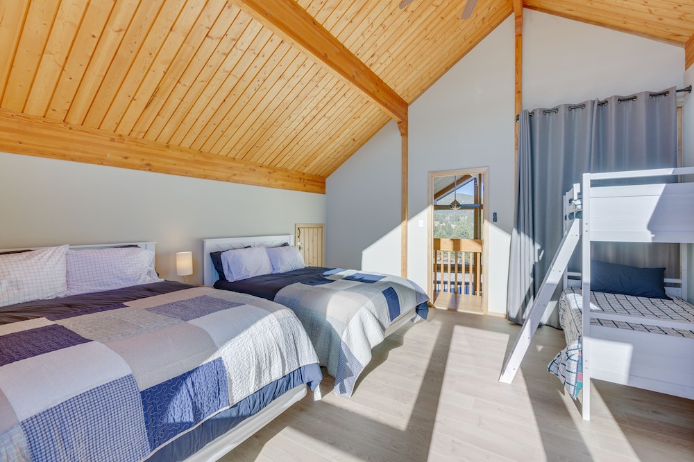 3 Mi to Ski Resort: Spacious Angel Fire Retreat - photo 4