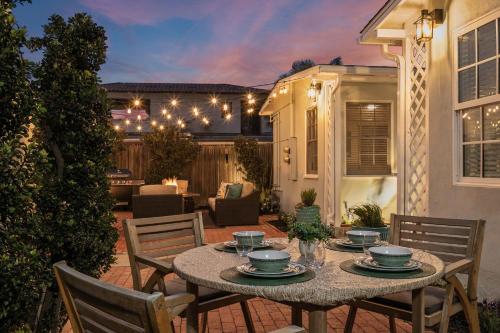 Beachside 1BR Haven Near Ocean & Outdoor Space in San Diego, United States