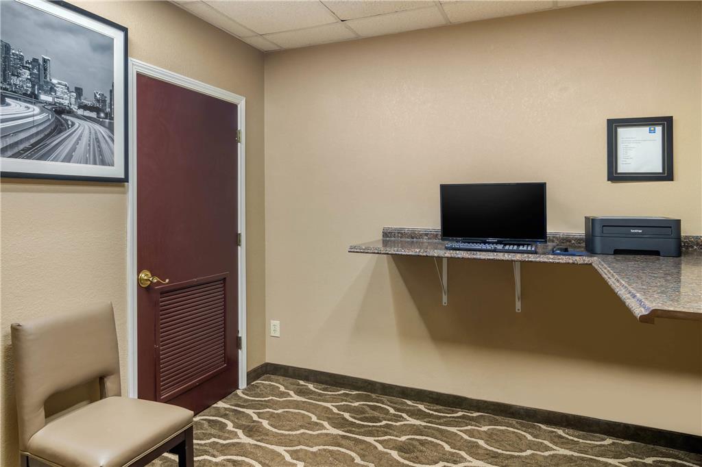 Comfort Inn & Suites Atlanta Smyrna - photo 38