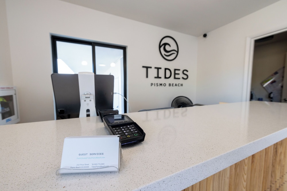 The Tides Oceanview Inn and Cottages - photo 4