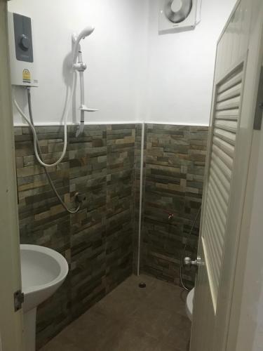 The Mountain View Hat Sai Ri Resort in Chumphon, Thailand