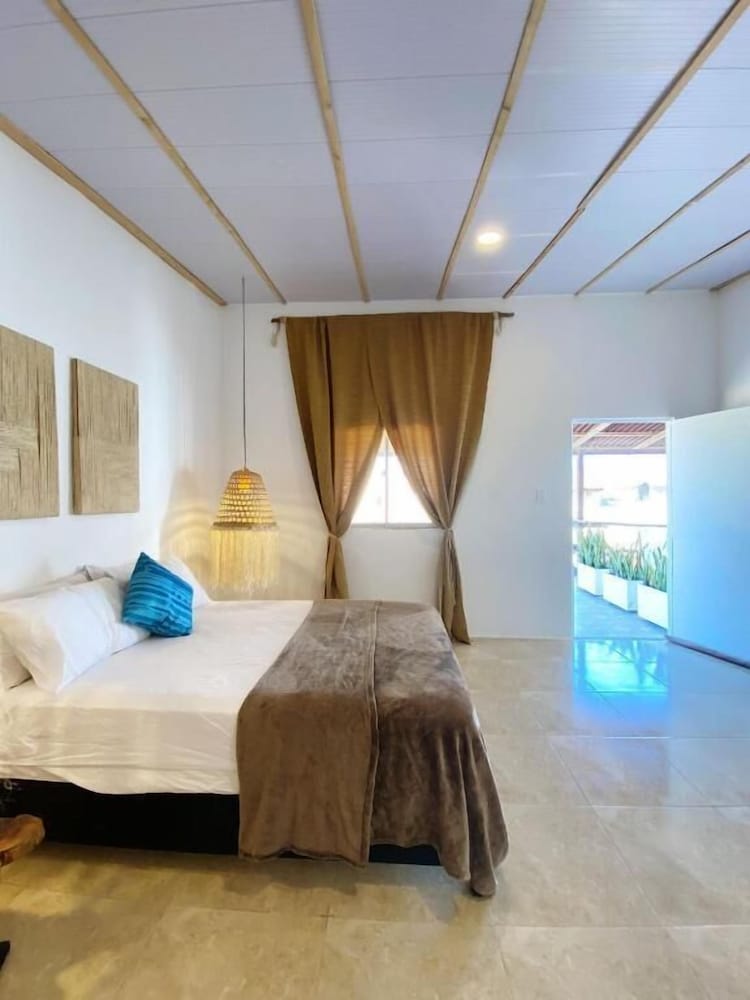 Aiwa Hotel — Manaure — photo 3