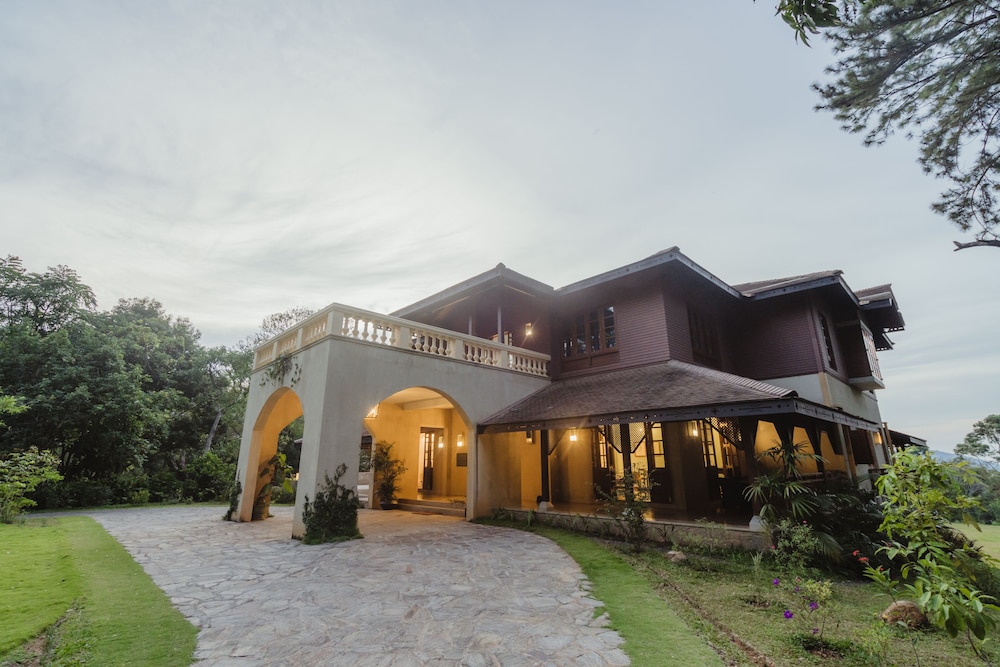 Kandy Dendrobium House — 5-Star Luxury Hotel in Kandy, Sri Lanka