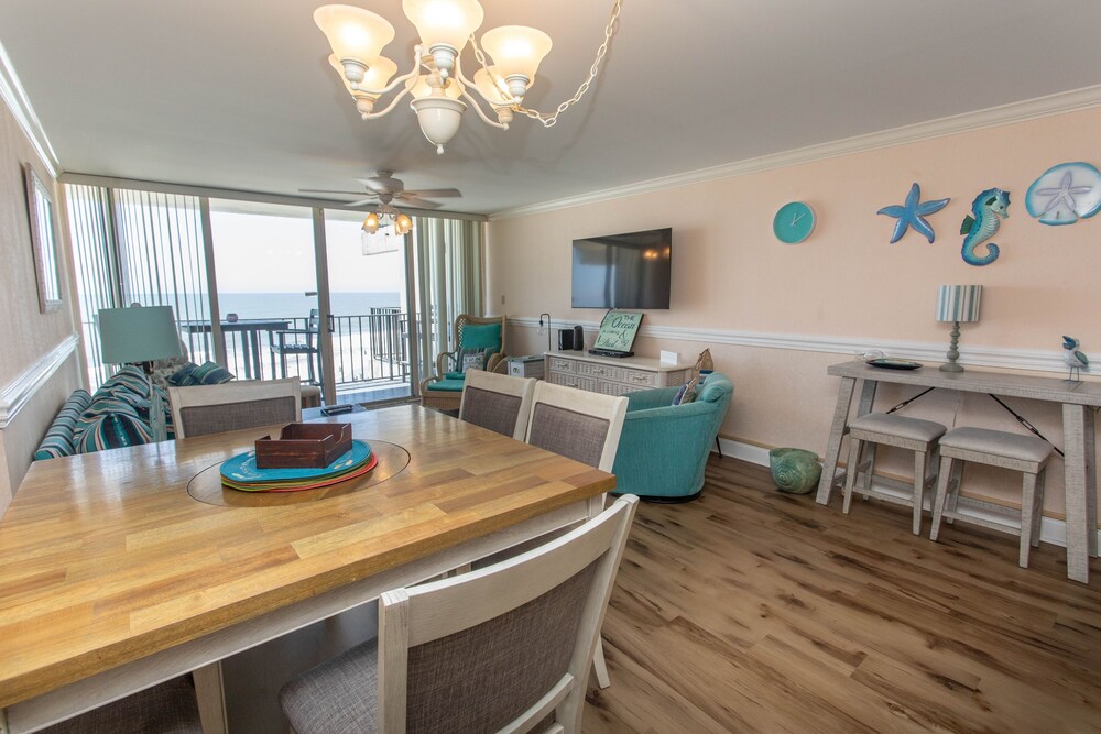 Royal Garden Resort 401 3 Bedroom Condo by Redawning - photo 30
