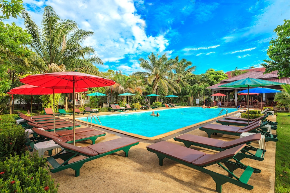 Lanta Klong Nin Beach Resort in Ko Lanta, Thailand