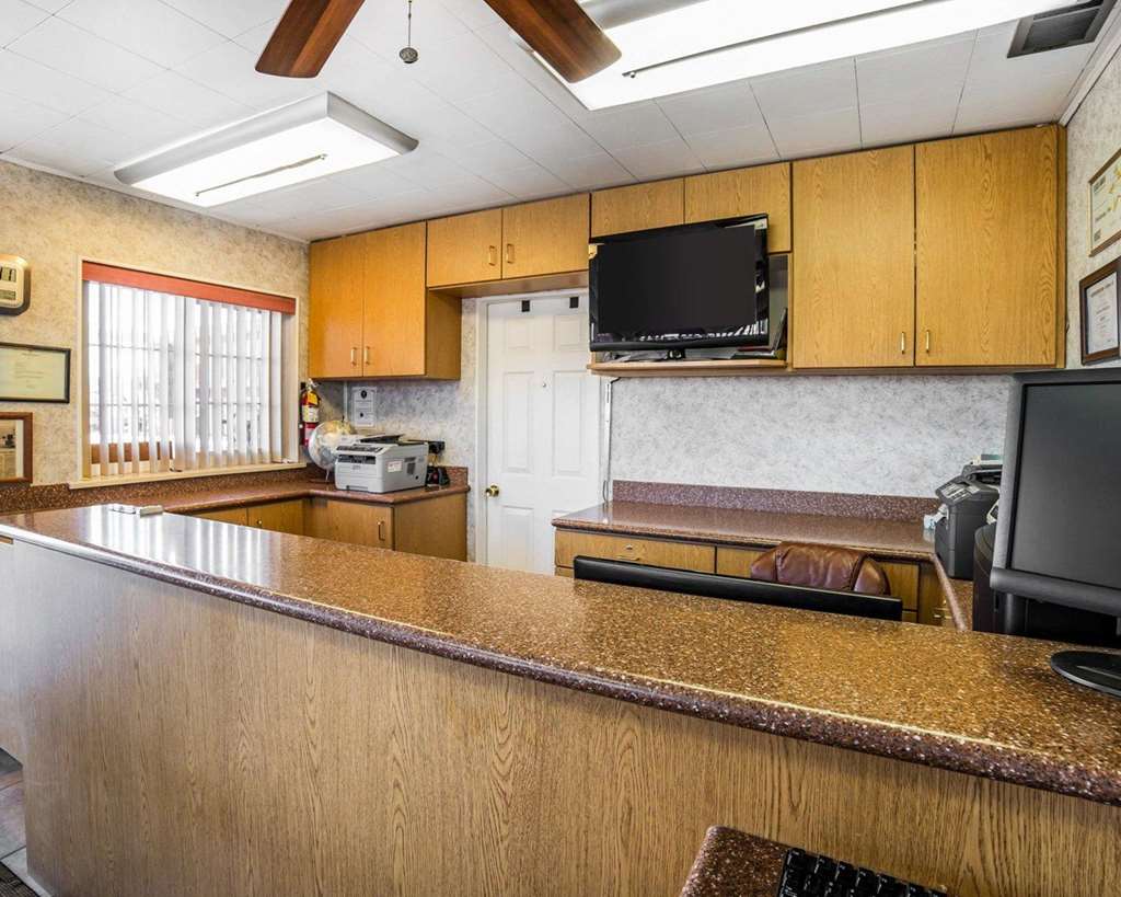 Rodeway Inn Elko Downtown Area - photo 6