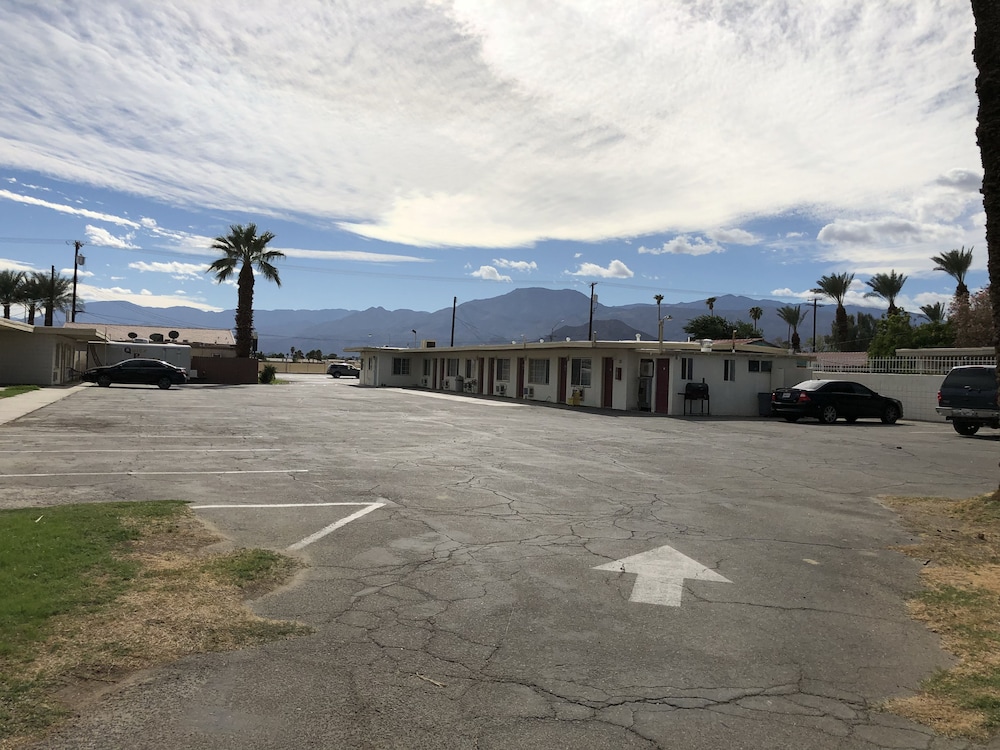 Western Sands Motel - photo 23