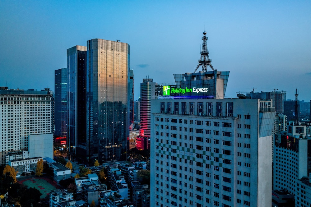 Guodong Chengdou Hotel - carbon neutral hotel in Chengdu