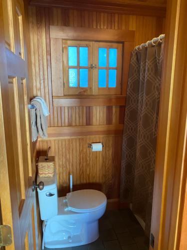 Whistling Winds Motel - photo 16