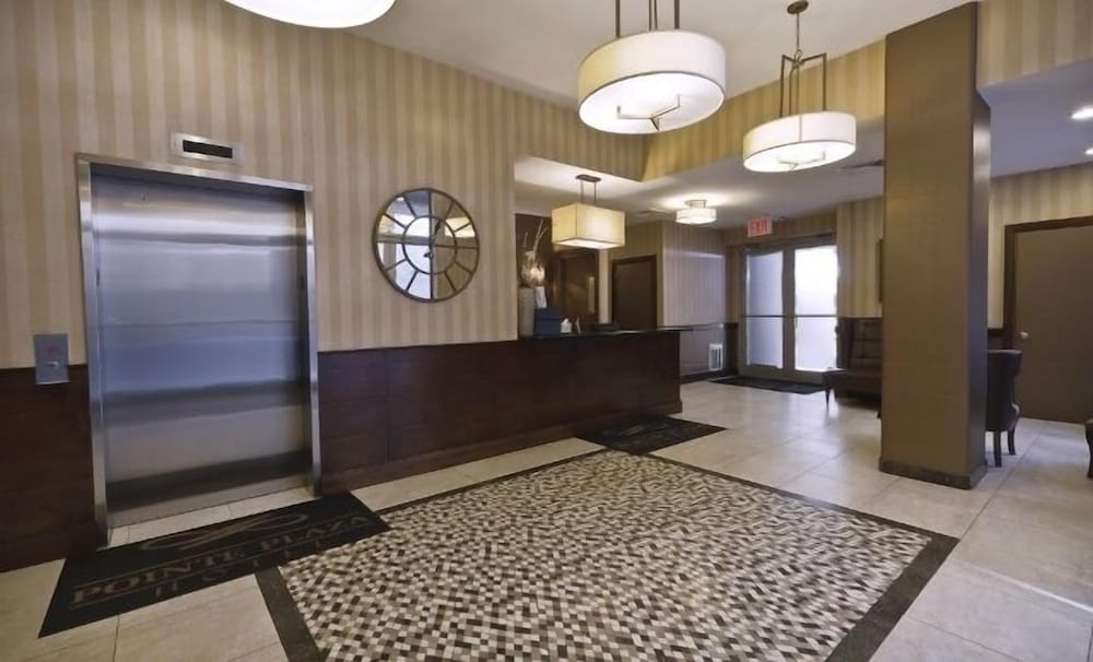 Pointe Plaza Hotel - photo 3