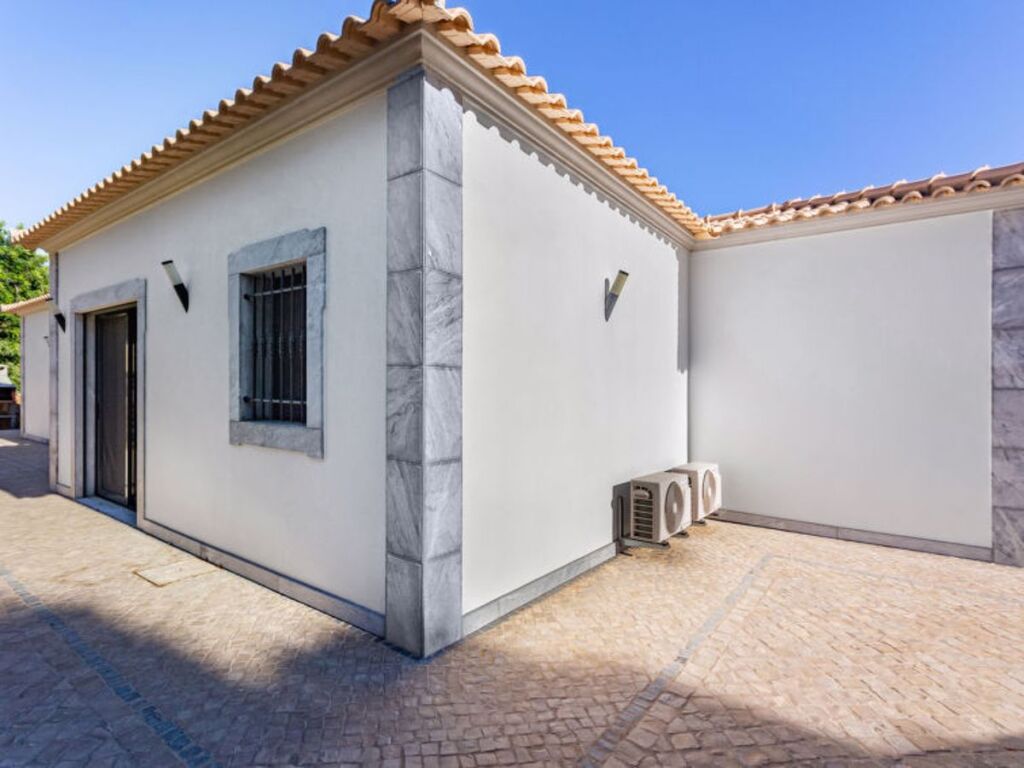 Holiday Home Sol e Mar by Interhome — 4-Star Luxury Hotel in Estoi, Portugal