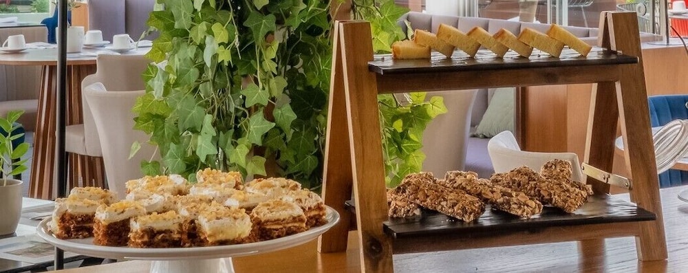 מזון ומשקאות