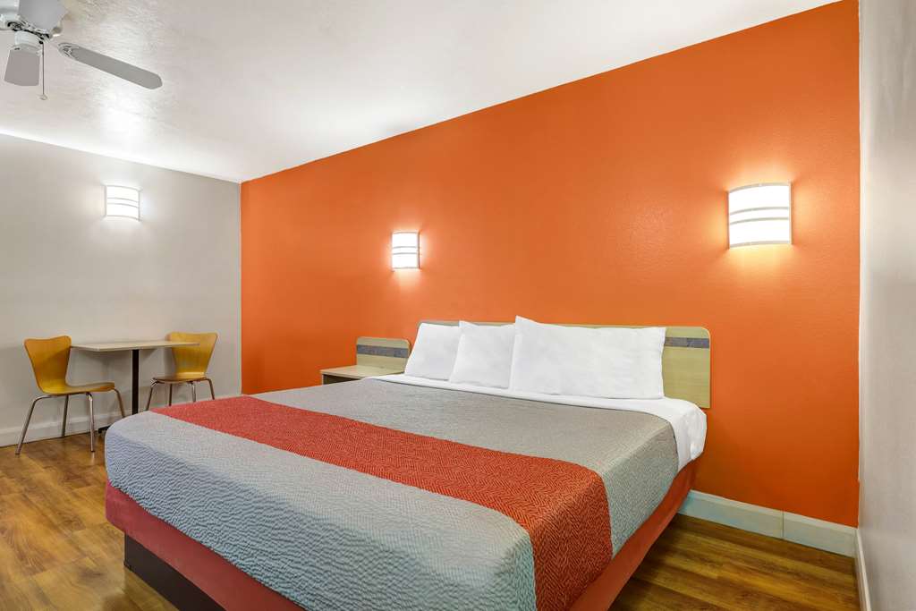 Motel 6 Beaver UT - photo 11