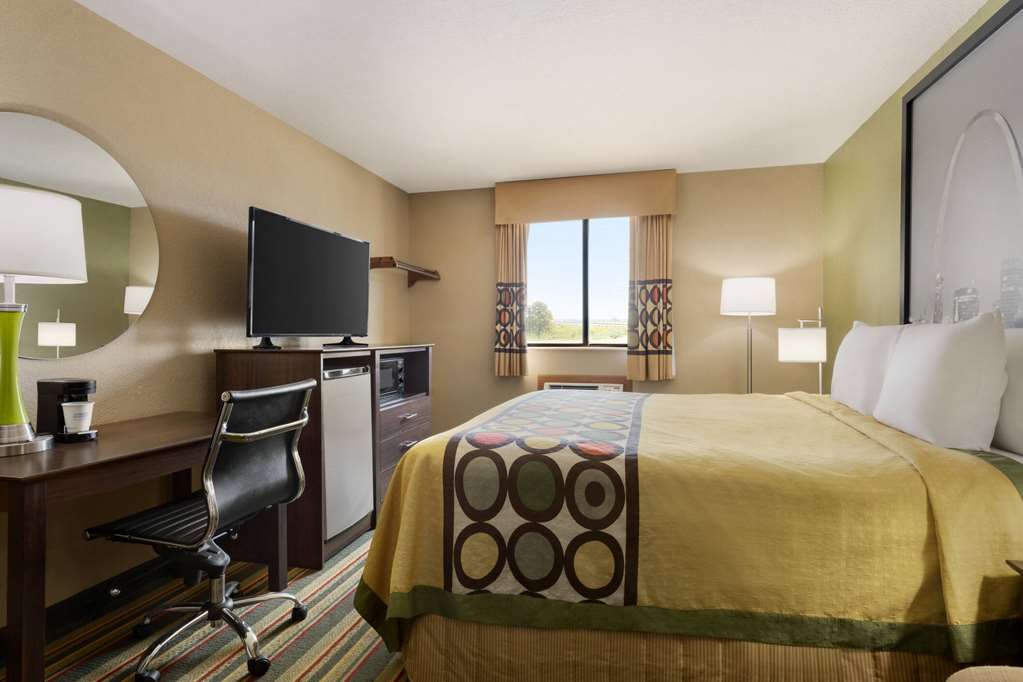 Super 8 by Wyndham Sikeston Miner Area - photo 11