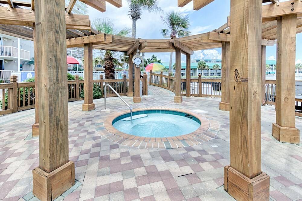 Pelican Beach Resort - photo 43