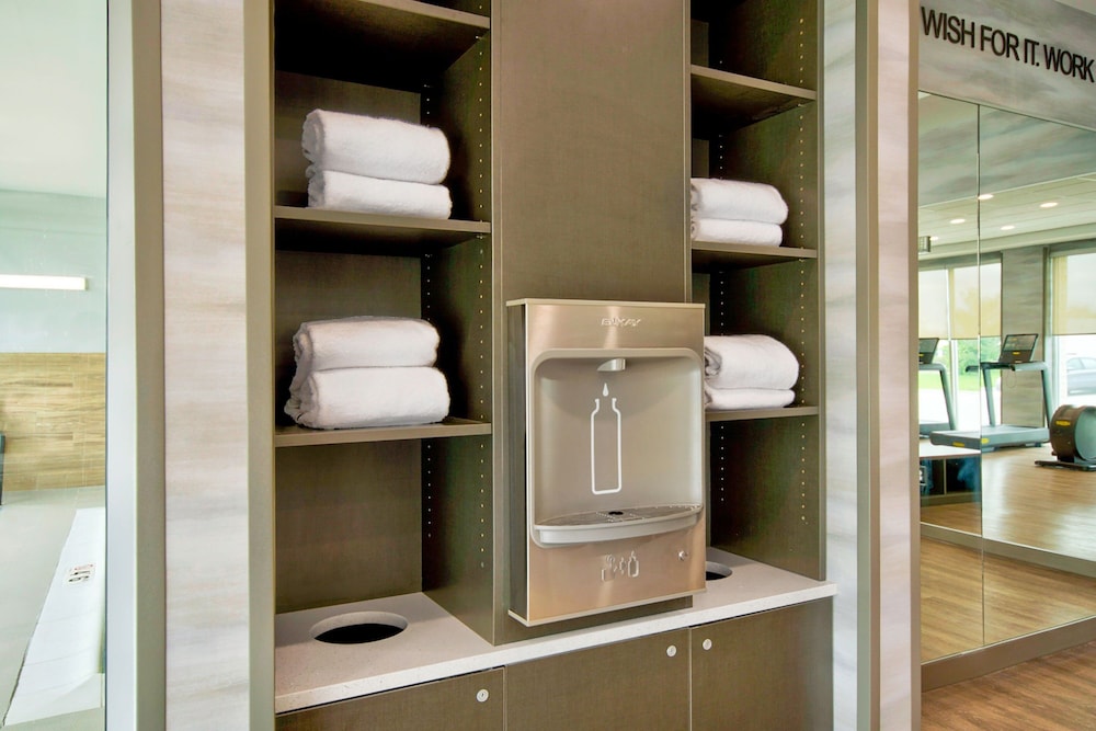 Fairfield Inn & Suites by Marriott Cincinnati North - photo 18